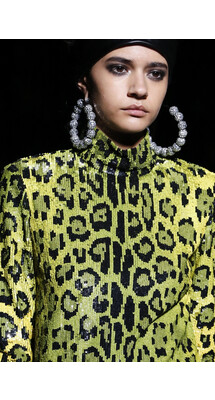 Detalis Tom Ford Fall 2018 Ready-to-Wear Детали Том Форд осень зима 2018 коллекция Tom Ford TF неделя моды в Нью Йорке Tom Ford Mainstyles